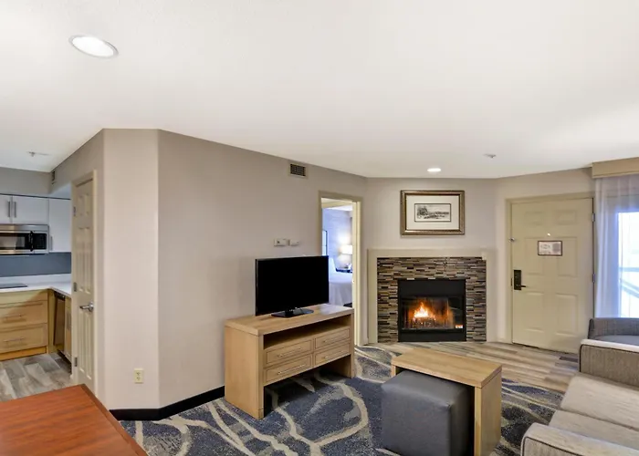 Homewood Suites By Hilton Windsor Locks Hartford